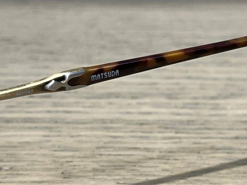 Vente en ligne pour lunettes de soleil Matsuda, Paris, France, Europe