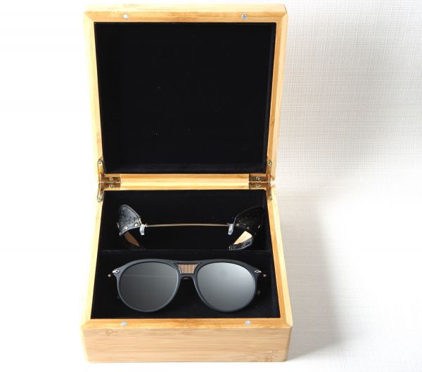 Commander lunettes de soleil MATSUDA 2031 Matte Black, Paris, France, Europe