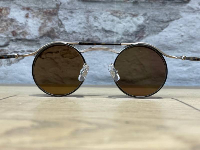 Où trouver un opticien revendeur des lunettes MATSUDA proche Paris ?