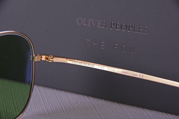 Lunettes de soleil Executive Suite de Oliver Peoples à la vente, Le Havre 76