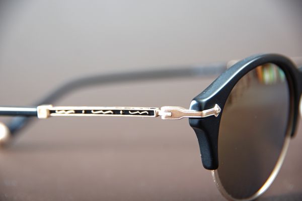 Commander en ligne les lunettes de soleil Matsuda M2014, Paris France