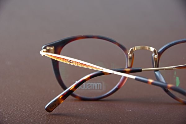 Essayer des lunettes vintage MATSUDA proche le havre 76