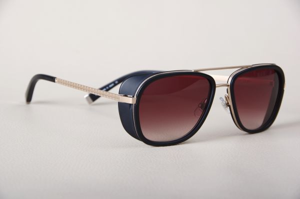 Où essayer les lunettes de Iron Man à proximité de Le Havre 76