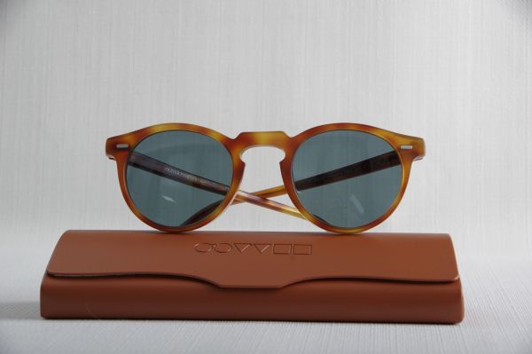 Lunettes de soleil vintage OLIVER PEOPLES  Gregory Peck, France