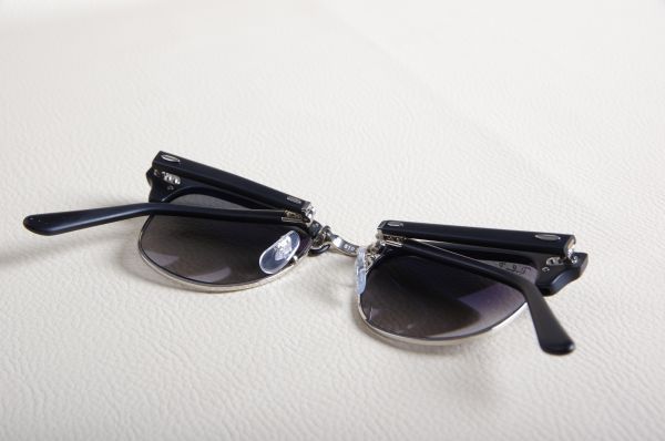 Où commander les lunettes de soleil RAY BAN Clubmaster pliables RB2176 à proximité de Le Havre 76